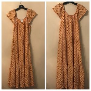 Knox Rose Drop Waist Flutter Sleeve Maxi Dress